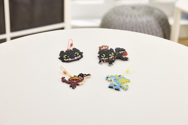 Actual product image Epoch Aquabeads Dragons Keychains Set
