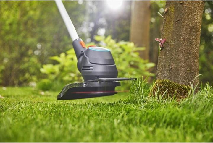 Immagine prodotto Gardena ComfortCut 23/18V P4A (Coltelli plastica)