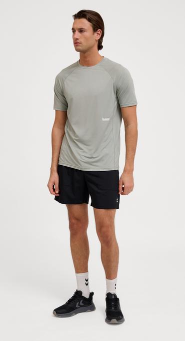 Actual product image hummel hmlPULSE WORKOUT T-SHIRT S/S (L)