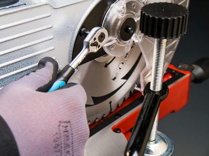 Image du produit HAZET Jeu d'outils · TORX 1557/58 ∙ Carré creux 6,3 mm (1/4 pouce), Carré creux 10 mm (3/8 pouce),…