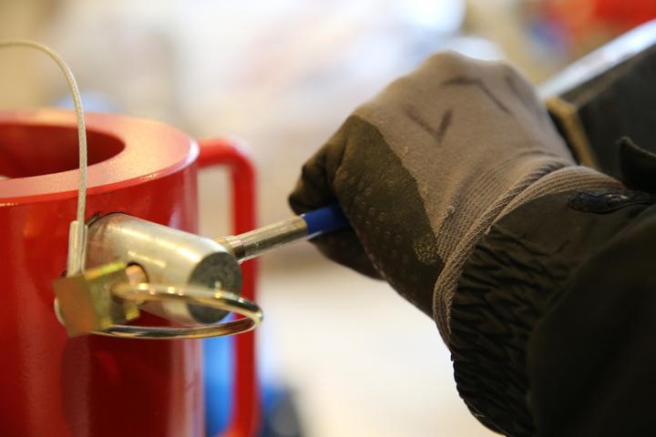 Actual product image Brilliant Tools BT085906