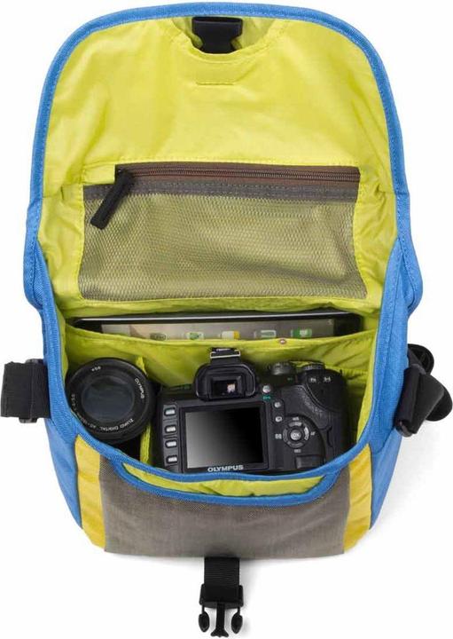 Actual product image Crumpler Proper Roady 2.0 Camera Sling 2500 (Camera shoulder bag, 6 l)