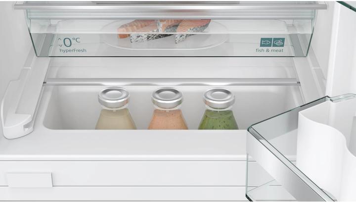 Actual product image Siemens SIEM Undercounter Refrigerator (134 l)