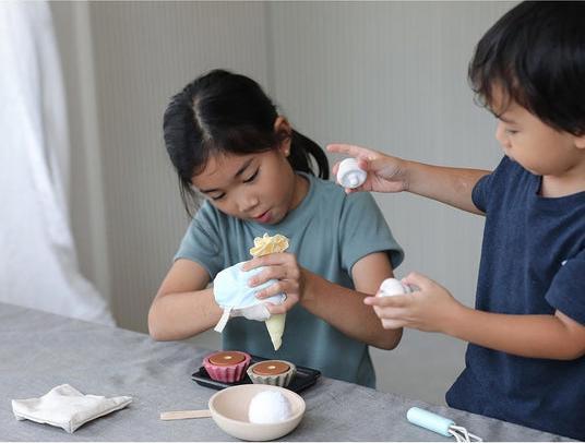 Produktbild Plantoys Cupcake Set