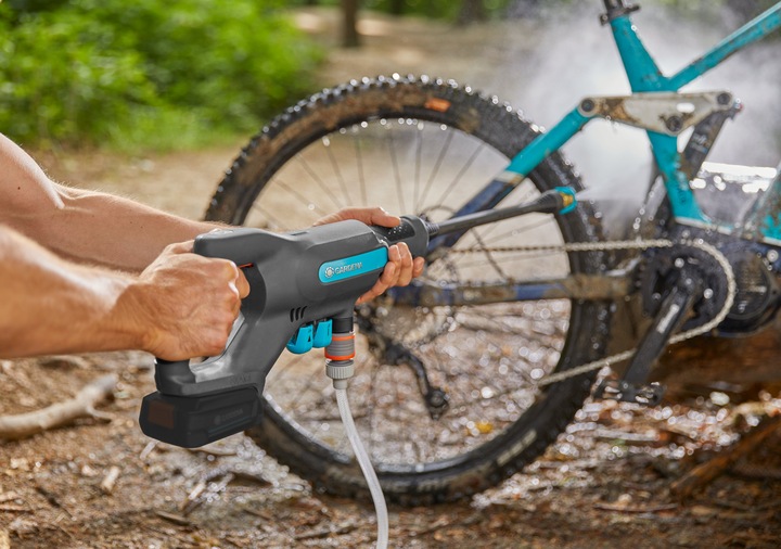 Actual product image Gardena AquaClean (Rechargeable battery operated)