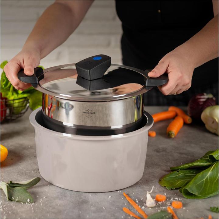 Actual product image Kuhn Rikon HOTPAN® COMFORT Stew pot sand 5.0 L · Ø 22 cm (Pot, Stainless steel, 22 x 20 cm)