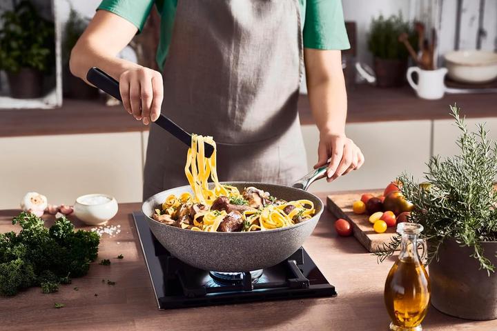 Actual product image Ballarini 75002-815-0 Pan Wok/Frying Pan Round (Wok, Stainless steel, 30 x 12.10 cm)