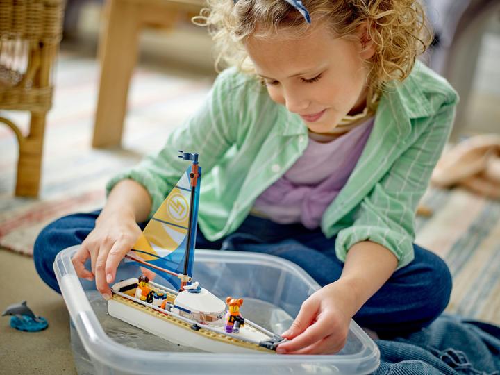 Immagine prodotto LEGO Barca a vela (60438, LEGO City)