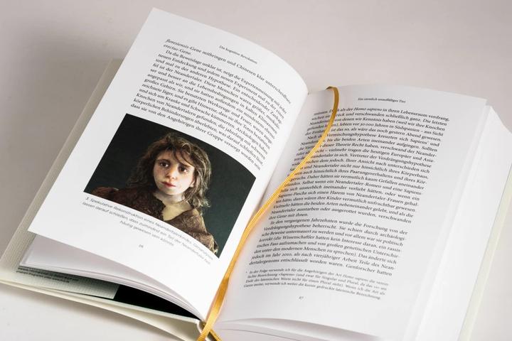 Actual product image Eine kurze Geschichte der Menschheit (German, Jean-Luc Bannalec, Yuval Noah Harari, 2019)
