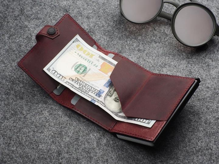 Actual product image Pularys Wallet HIKER credit card holder