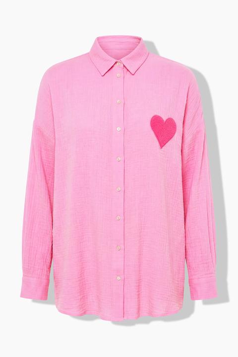 Actual product image Studio Untold Oversized Muslin Heart Patch Button-Down Blouse (46, 48)