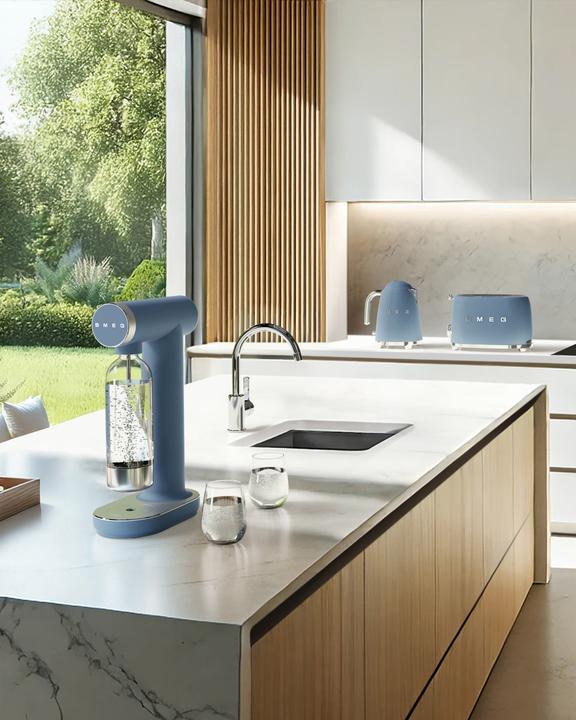 Image du produit Smeg KLF03SBMEU Bouilloire électrique storm blue matt (1.70 l)