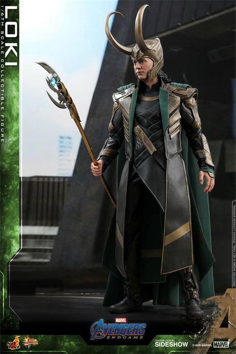 Actual product image Hot Toys Avengers: Loki