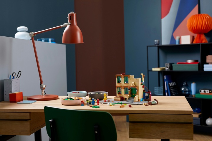 Actual product image LEGO 123 Sesame Street (21324, LEGO Ideas, LEGO Rare Sets)
