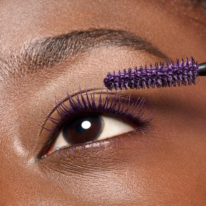 Image du produit essence Lash PRINCESS false lash effect mascara effet faux cils violet (Purple)