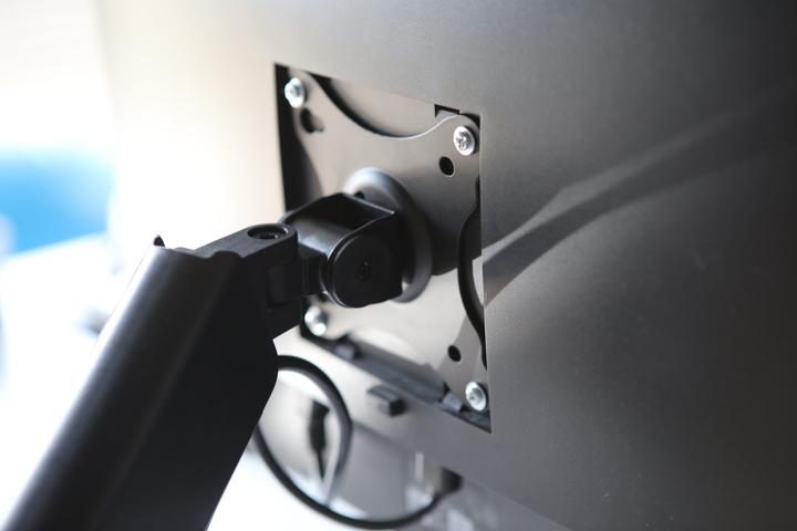 Immagine prodotto Savio UM-01 (Tavolo, 32", 9 kg)