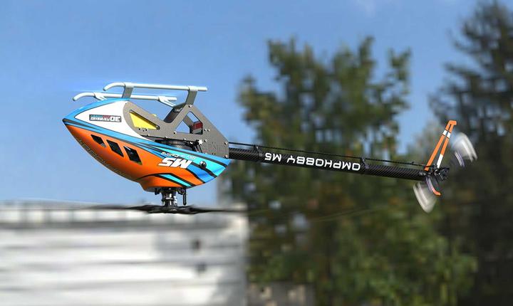 Actual product image OMP Hobby Helikopter M5 Cosmic-Orange Bausatz und Rotorblätter