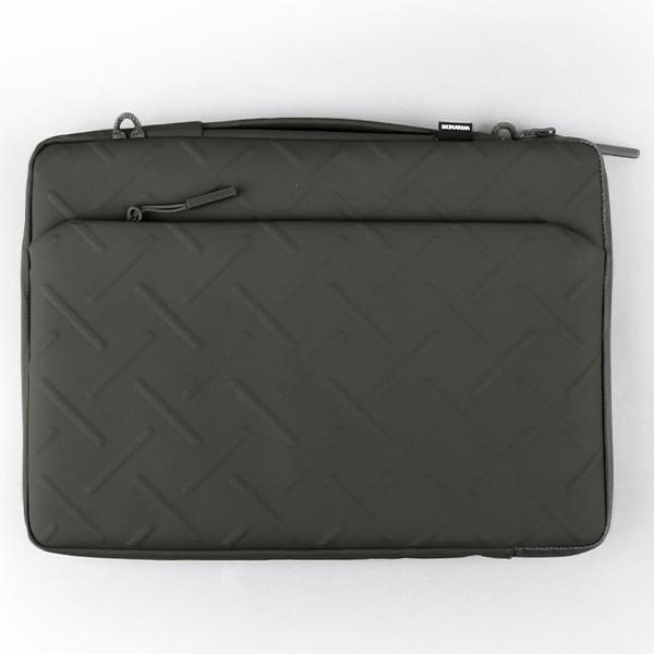 Actual product image Skinarma Bag Juno laptop sleeve 14" olive (14")