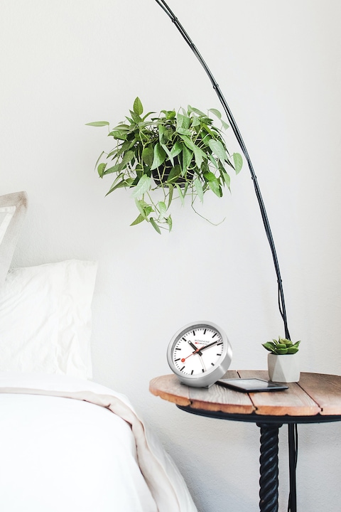 Produktbild Mondaine Wanduhr/Tischuhr mit Alarm-Funktion
