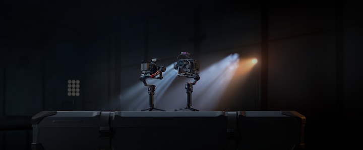 Image du produit DJI RS 4 Pro Combo (Appareil photo à objectif interchangeable, Appareil photo reflex, 4.50 kg)