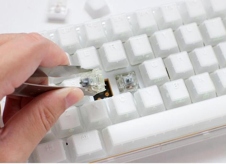 Actual product image Ducky One 3 Aura White TKL Gaming Keyboard, RGB LED - MX-Blue (DE, Cable)