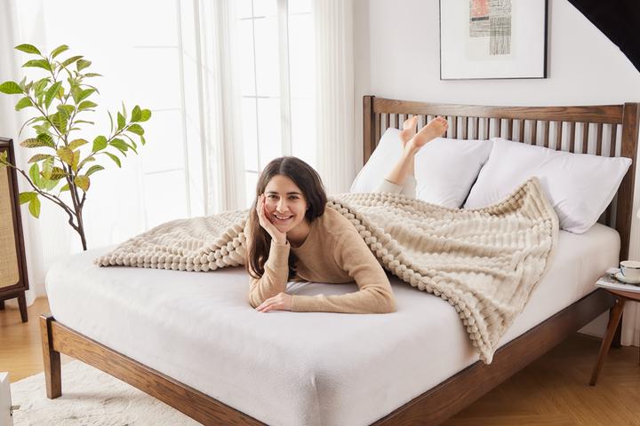 Produktbild Ströme Fluffy heated blanket (180 x 130 cm)