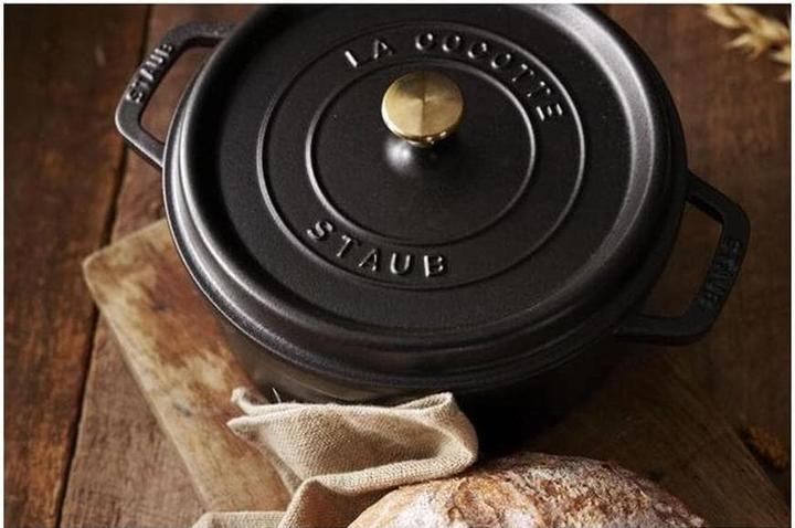 Produktbild Staub La Cocotte (24 cm, Bräter + Schmortopf, Gusseisen)