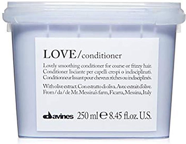 Actual product image Davines Love Smoothing Conditioner (250 ml)
