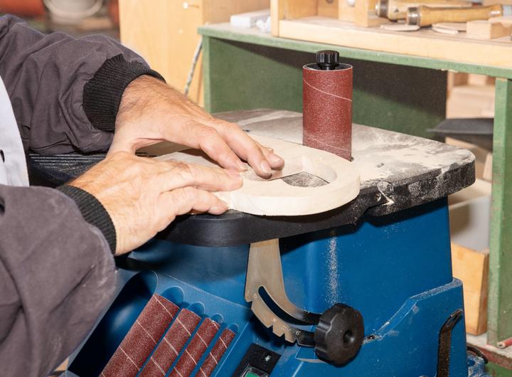 Immagine prodotto Scheppach OSM600 Levigatrice per bordi, nastri e mandrini oscillante 220-240V 50Hz (Smerigliatrice, 450 W)