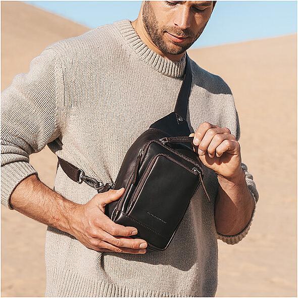 Immagine prodotto The Chesterfield Brand Bodybag Riga 0284