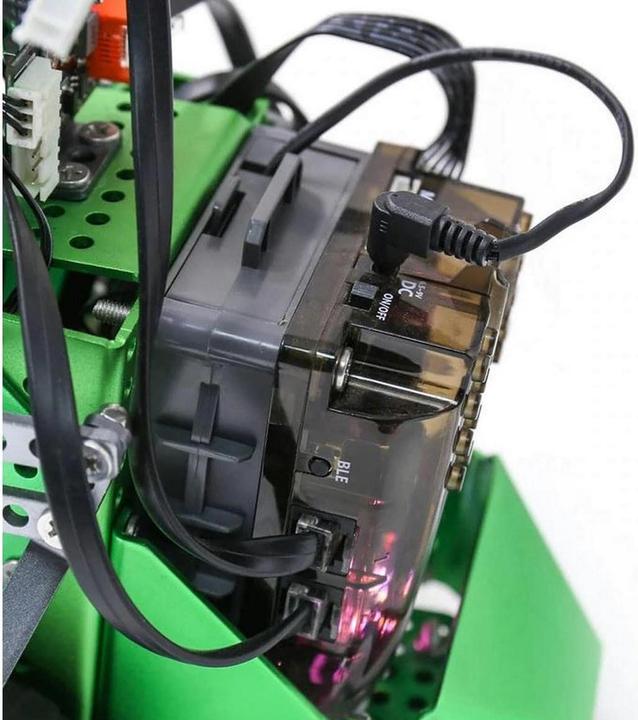 Actual product image Robobloq Li-Ion battery pack 2200 mAh 7.2 V with charging cradle