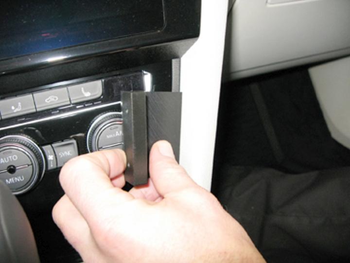 Actual product image Brodit ProClip Angled mount - Holder for cell phone