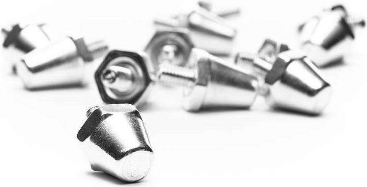 Actual product image Uhlsport studs aluminium 6 kt (16)