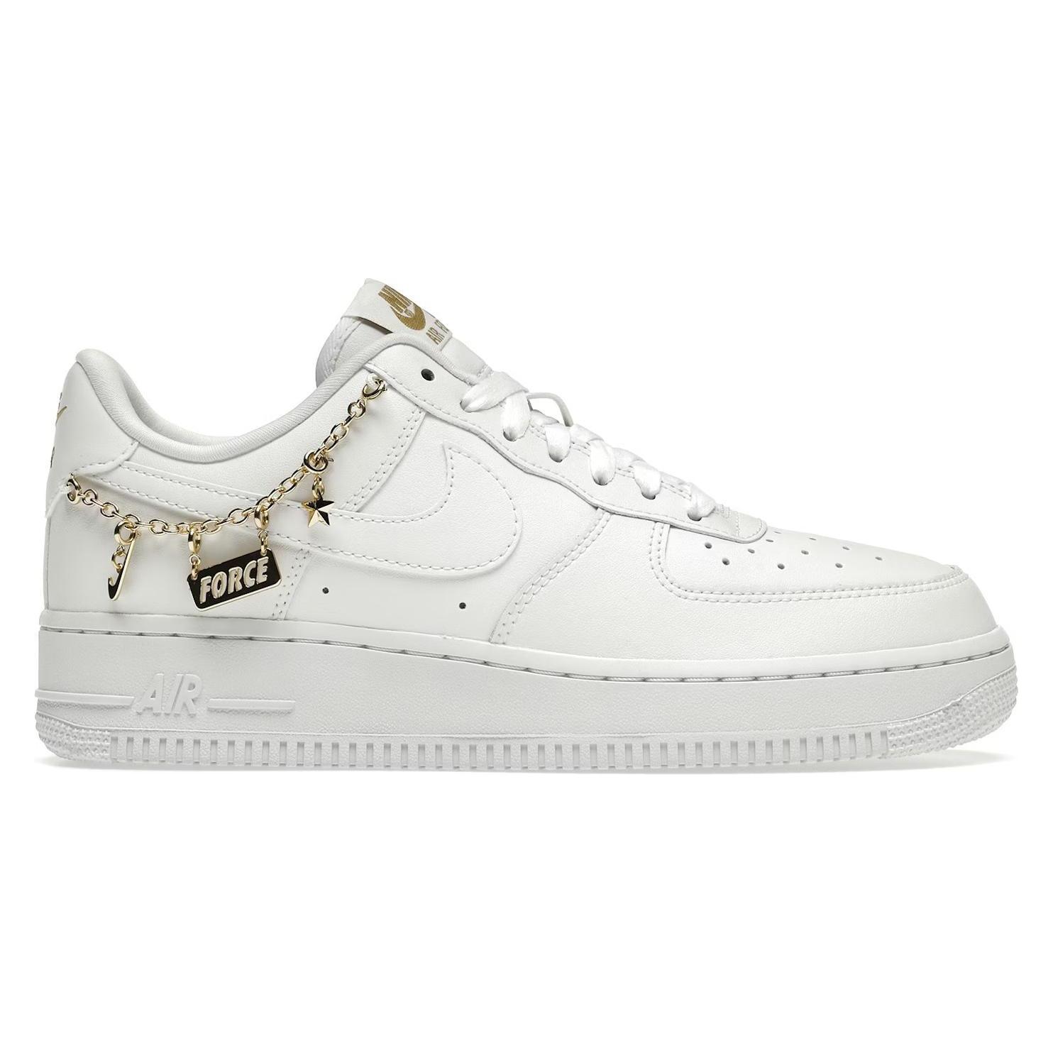 Nike, Damen, Sneakers, Air Force 1 07 Lx Damen, Weiss, (39)