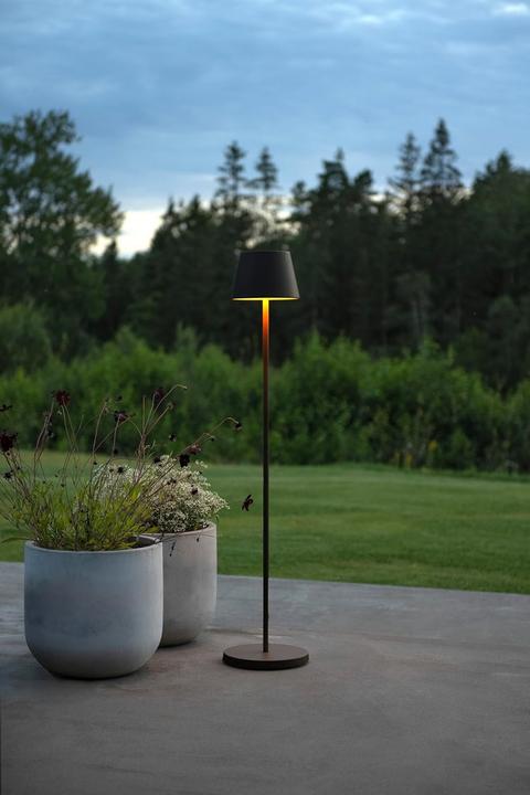 Produktbild Konstsmide Stehleuchte Pomezia Medium USB-Stehleuchte - Schwarz (410 lm)