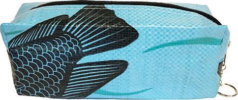 Produktbild Bekos Upcycling – Schreibzeug-Etui aus recycelten Fischfuttersäcke blau