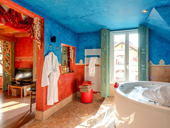 Produktbild Smartbox Romantik pur im Love Room mit Abendessen und privatem Spa am Thunersee (2 Pers.)