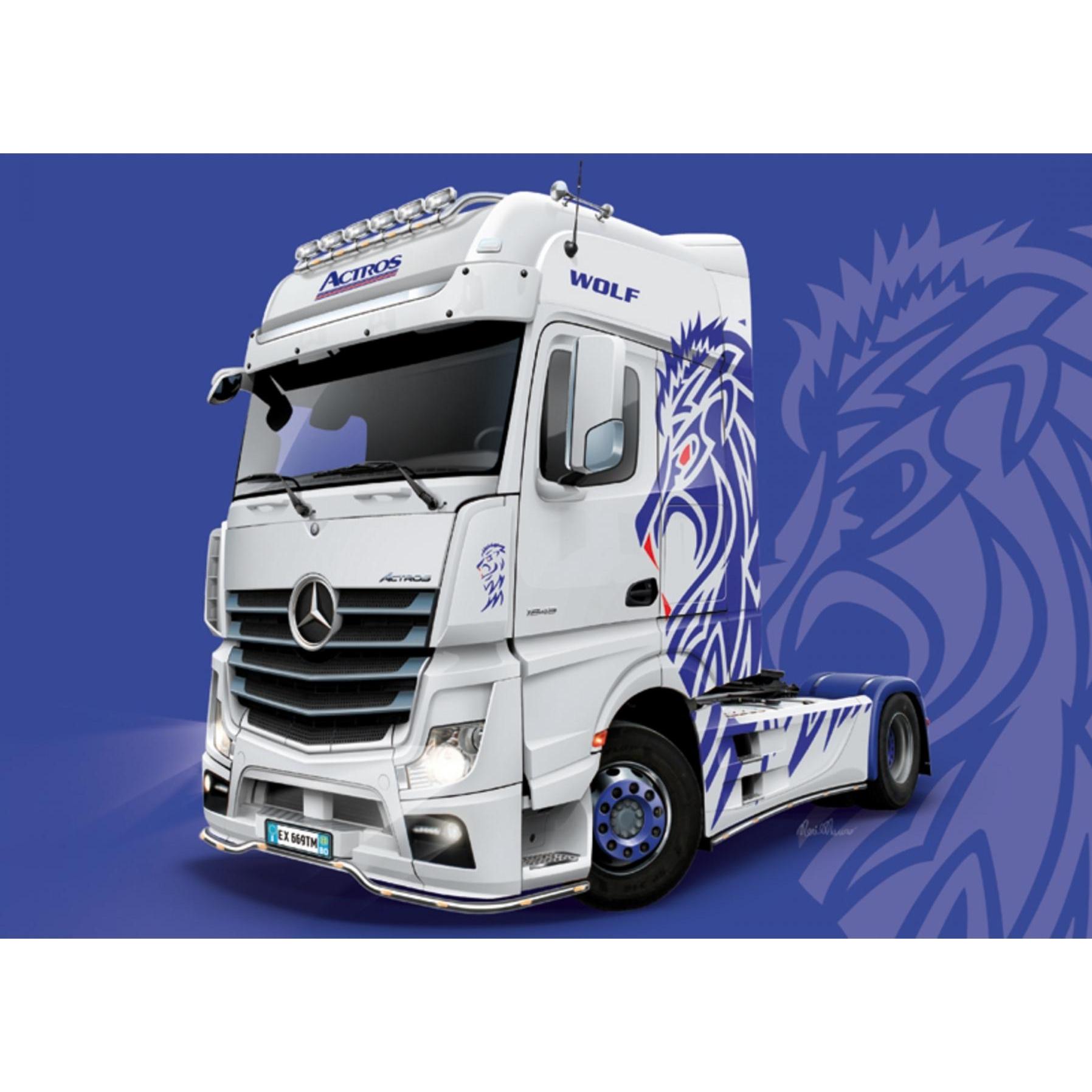 Italeri Truckmodell 1:24 M B Actros MP4 Show GigaSpace