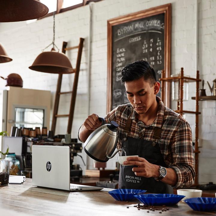 Produktbild HP ProBook 445 G9 (14", 256 GB, 8 GB, DE, AMD Ryzen 5 5625U)