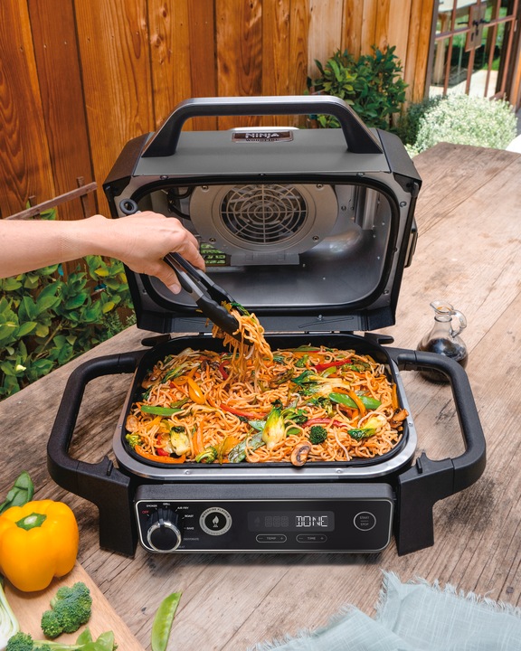 Produktbild Ninja Woodfire Outdoor Grill (2.40 kW)