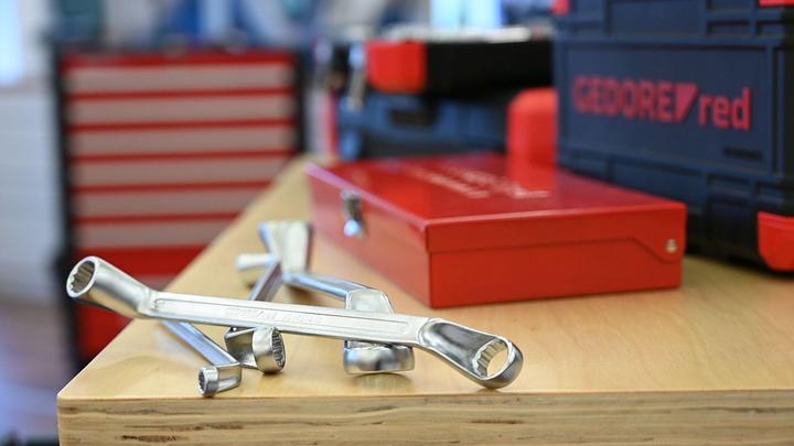 Actual product image Gedore Red red Double ring spanner, AF 12 x 13 mm, L 215 mm, chrome vanadium steel, silver (12 mm)
