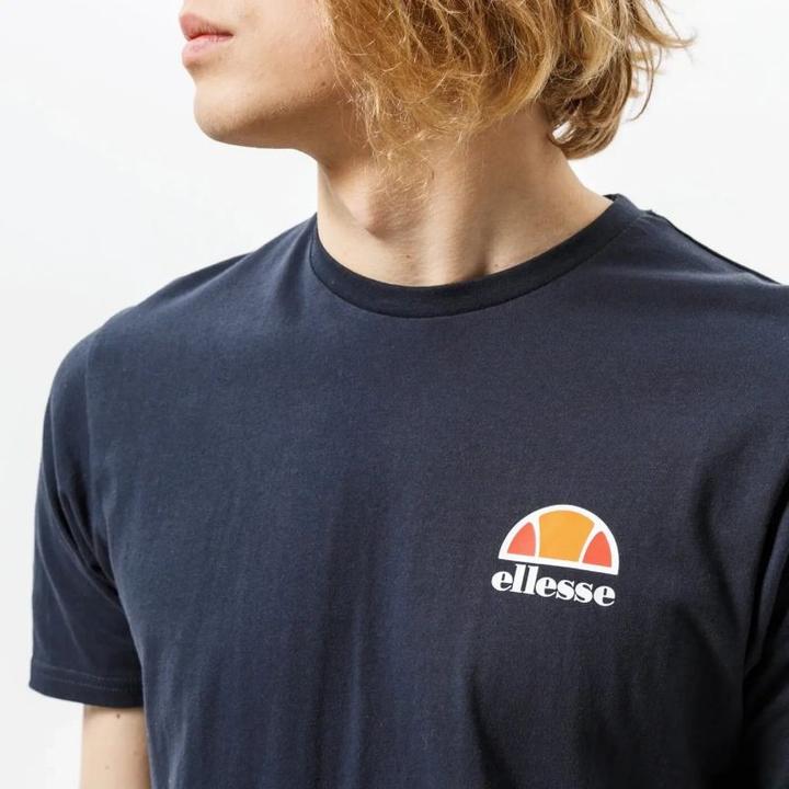 Actual product image Ellesse tee (M)