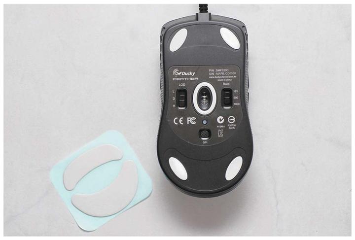 Actual product image Ducky Feather (Cable)