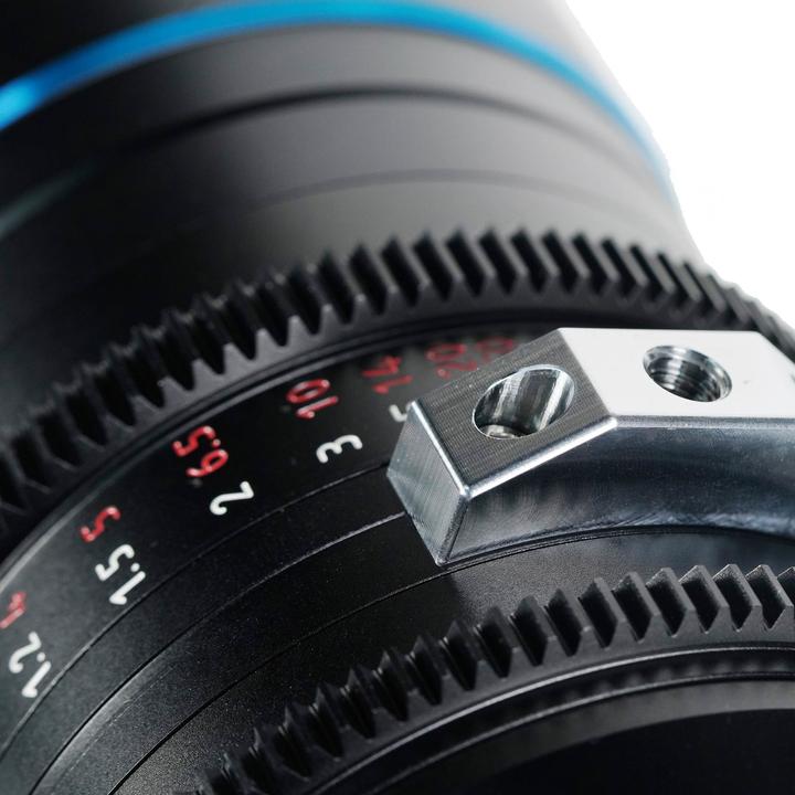 Actual product image Sirui Venus 75mm T2.9 1.6x Full-Frame Anamorphic lens(L mount) (L-Mount, full size)