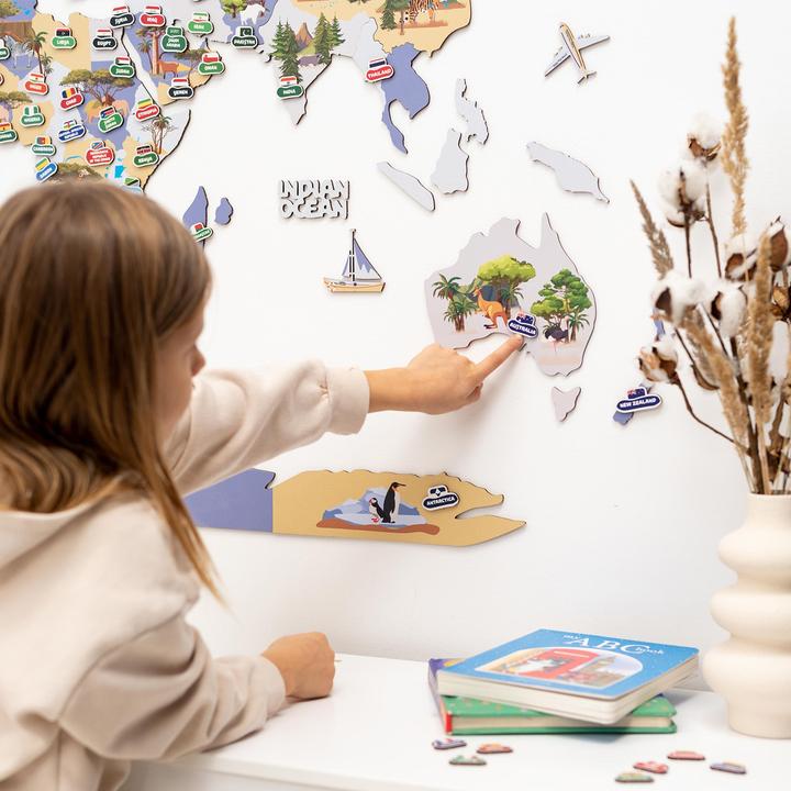 Produktbild Enjoy The Wood 2D Kinder Weltkarte aus Holz - Wanddekoration (150 x 90 cm)