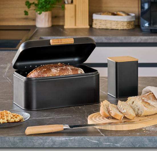 Actual product image Zeller Present Brotkasten Metall 30.5x20x15 cm