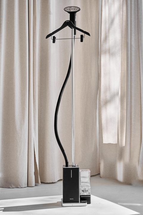 Image du produit SteamOne Défroisseur vapeur vertical EUES-200B (2000 W, 45 g/min)