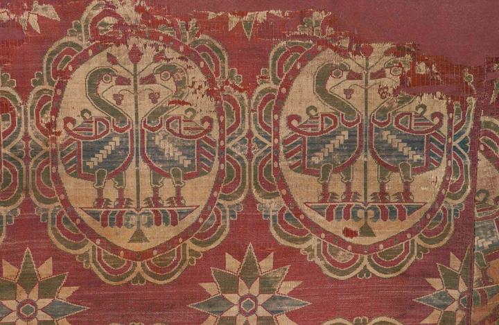 Produktbild Chinese and Central Asian Textiles (Englisch, Amy Heller, Eiren Shea, Jacqueline Simcox, Mariachiara Gasparini, 2025)