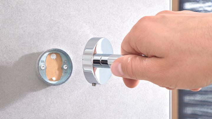Image du produit tesa Support de rouleau de papier toilette EXXCELLENT avec solution adhésive sans perçage