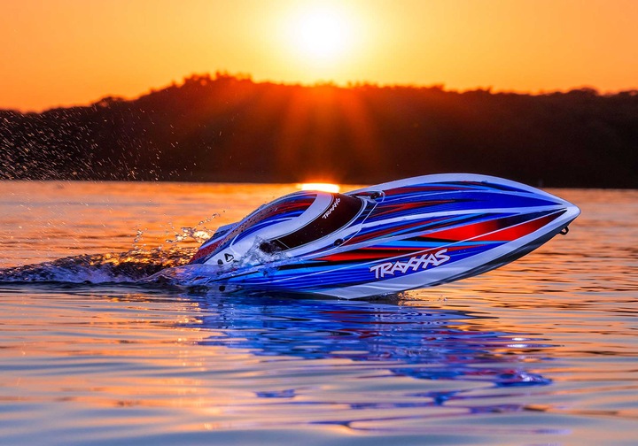 Produktbild Traxxas DISRUPTOR blau 26 Zoll V-Rumpf Boot Selbstaufrichtung ohne Akku und Ladegerät